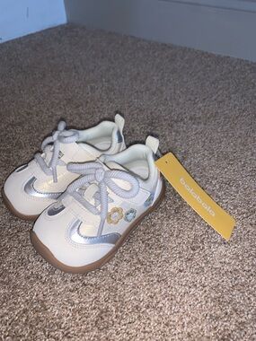 Balabala Kids' Cream Floral Accent Sneakers